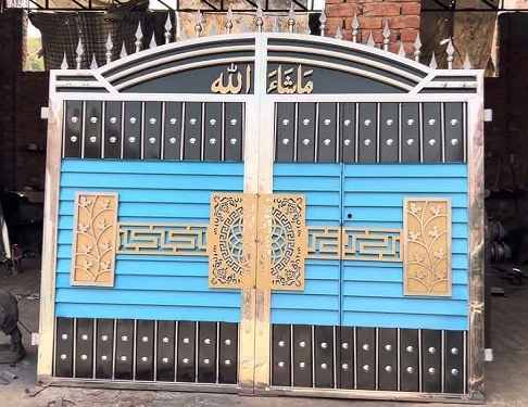 Iron gate repair work